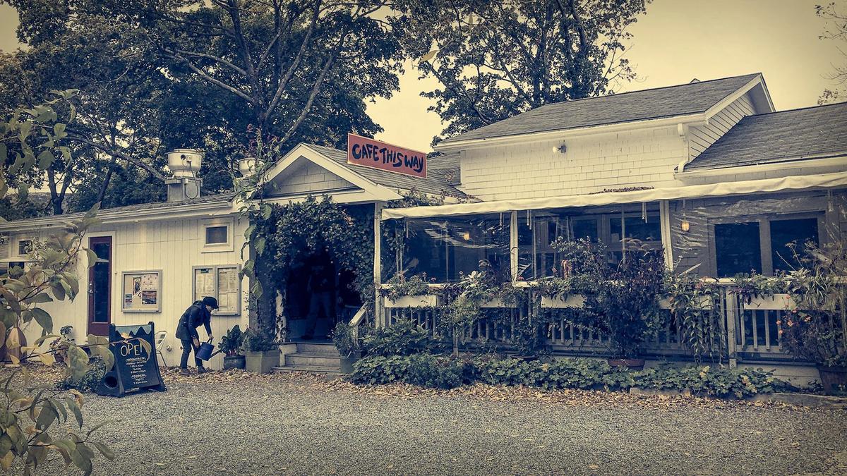 Cafe This Way in Bar Harbor, Maine