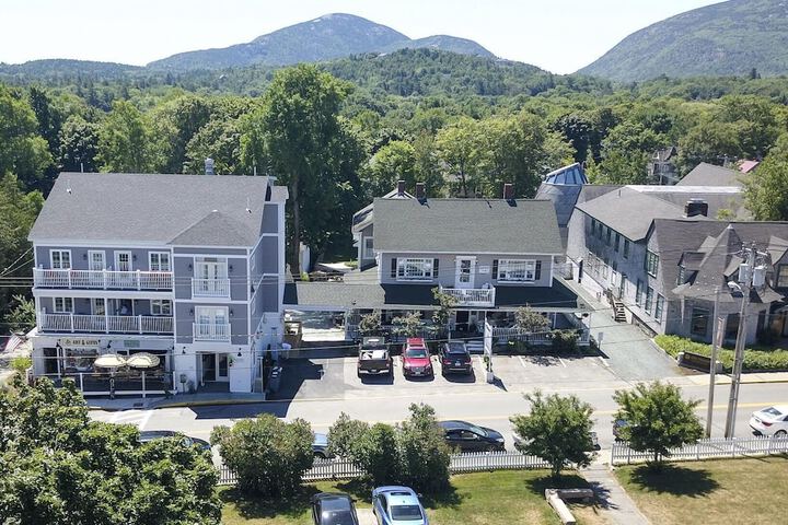 Acadia Hotel Downtown in Bar Harbor, Maine