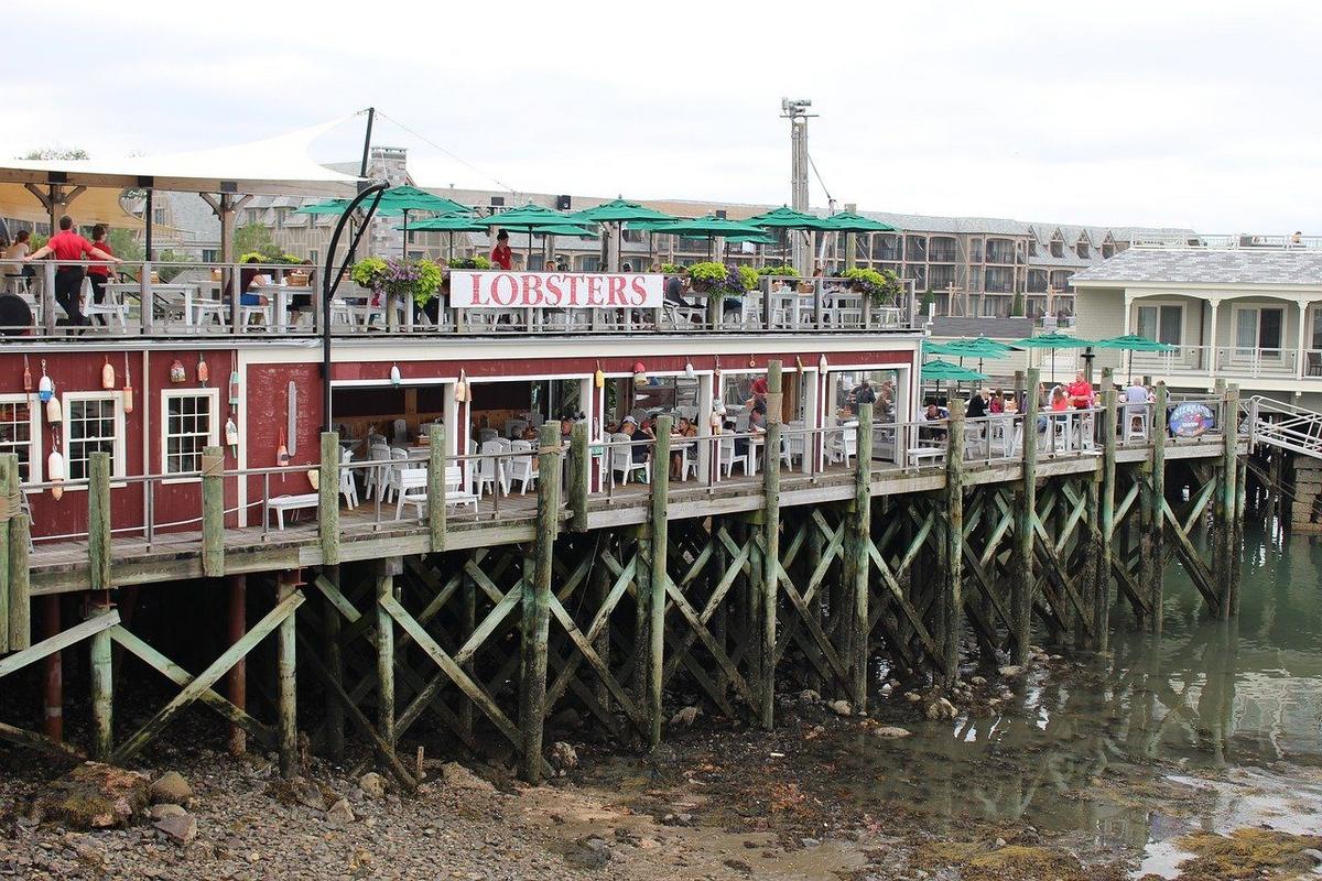 Cafe Drydock & Inn in Southwest Harbor, Maine