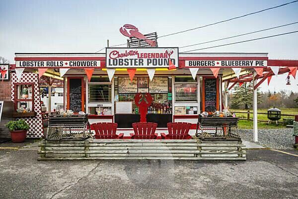 Charlotte's Legendary Lobster Pound in Bar Harbor / Seawall, Maine